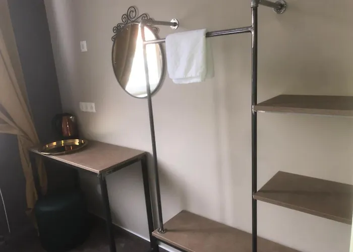 Goldhostel Hostel